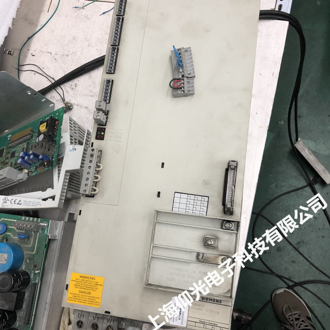 西門子數控系統電源維修 6SN1145-1BB00-0EA1 80/104KW顯示報警修理